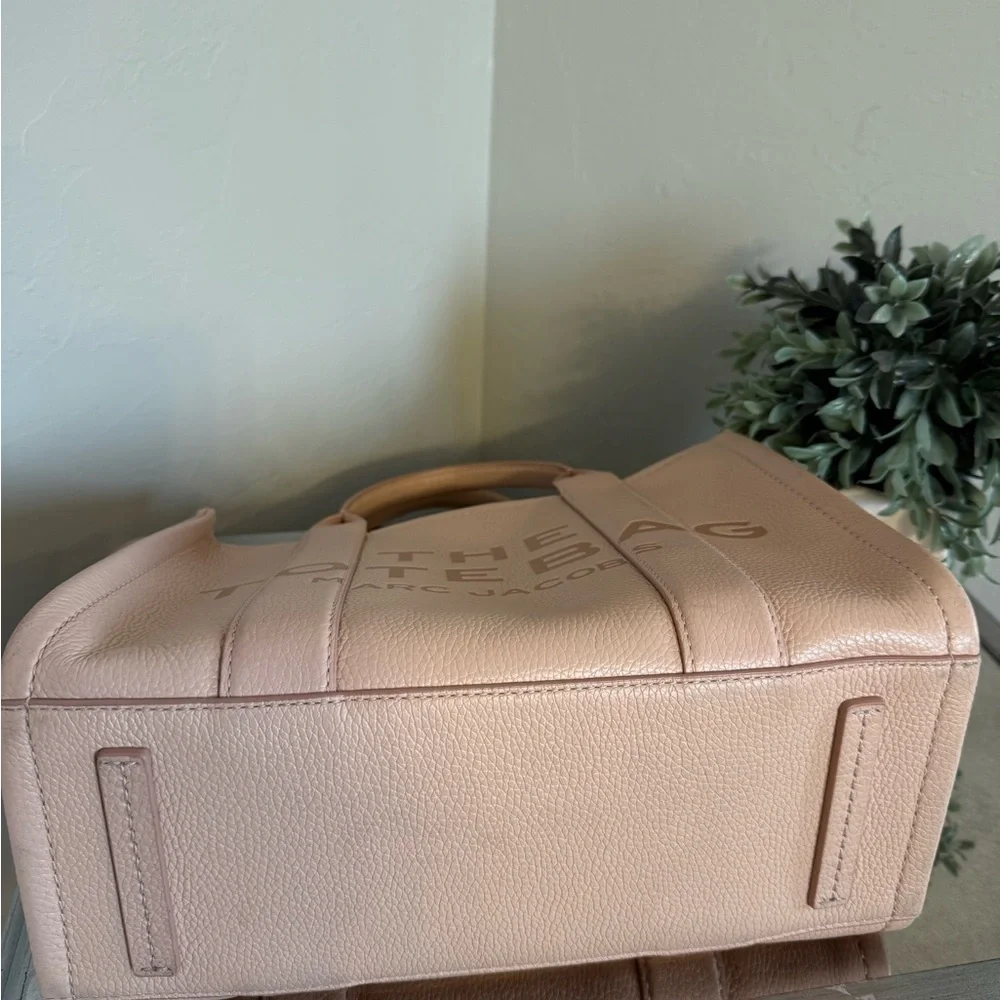 Marc Jacobs auth marc